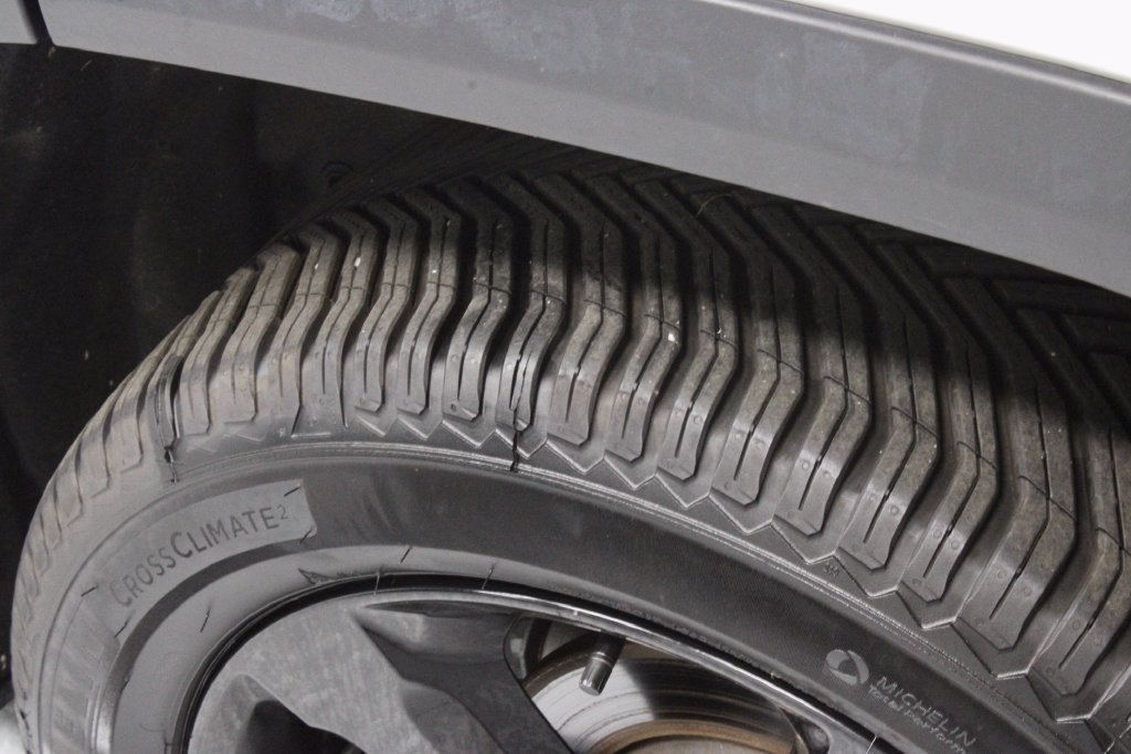 Used 2023 Jeep Grand Cherokee Altitude AWD/4WD image 19