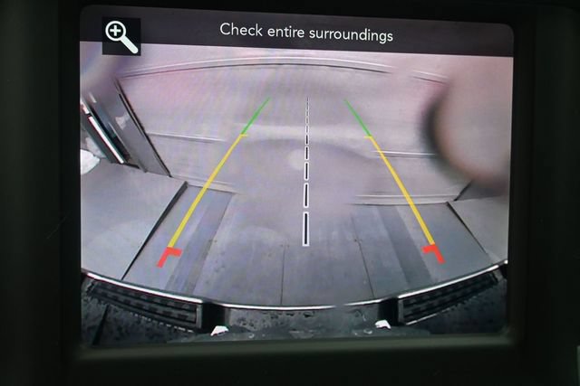 Used 2019 RAM 1500 Laramie AWD/4WD image 14