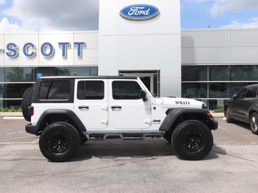 Used 2023 Jeep Wrangler Unlimited Sport AWD/4WD image 17