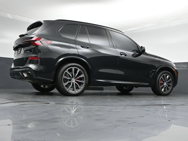 Used 2025 BMW X5 xDrive40i w/ Executive Package AWD/4WD image 44