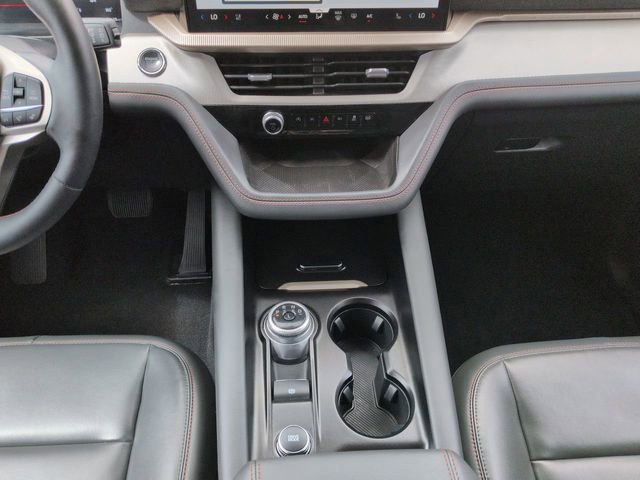 Certified 2025 Ford Explorer Active w/ Active Comfort Package RWD image 23
