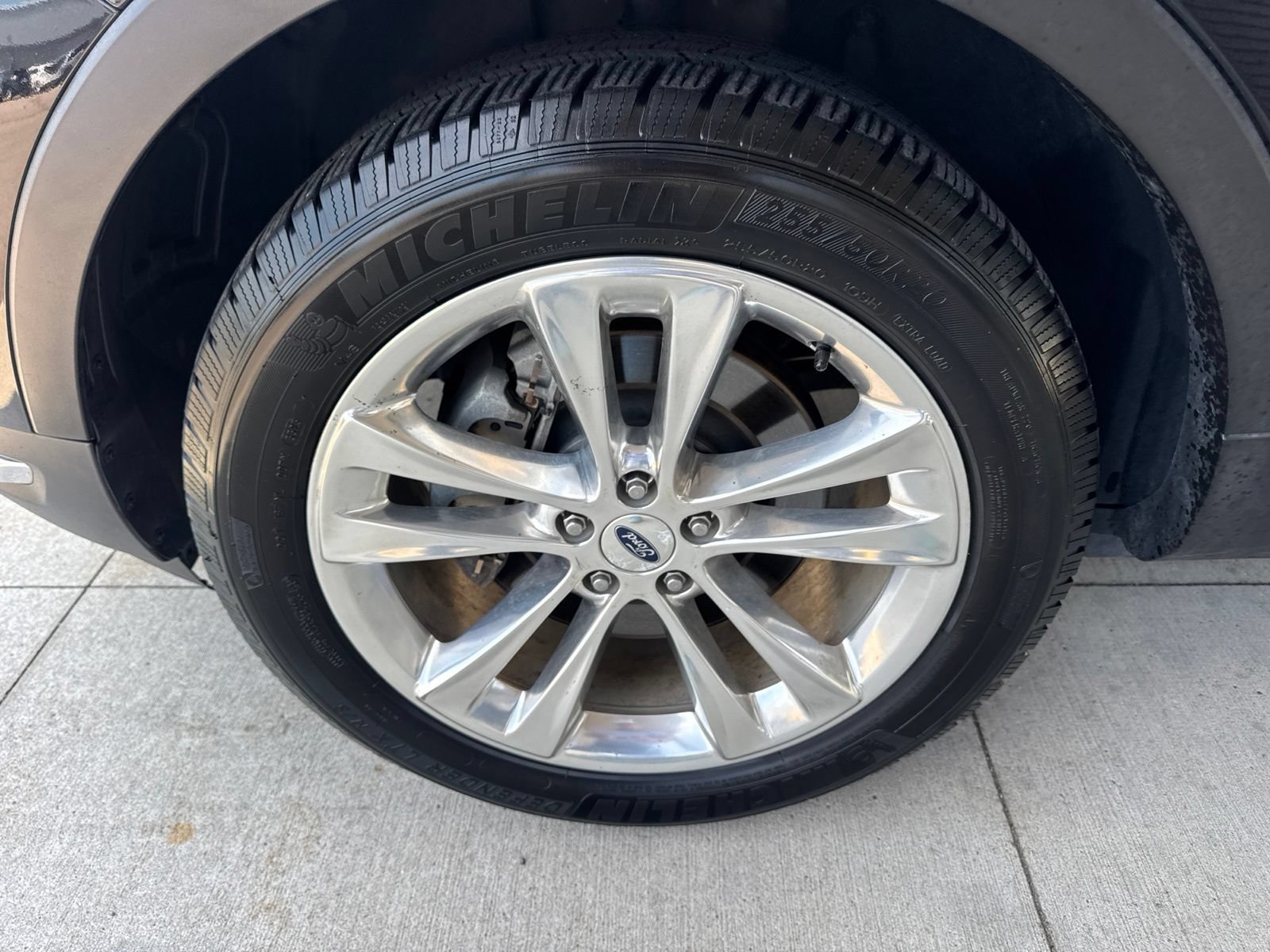 Certified 2018 Ford Explorer Limited w/ Equipment Group 301A AWD/4WD image 17