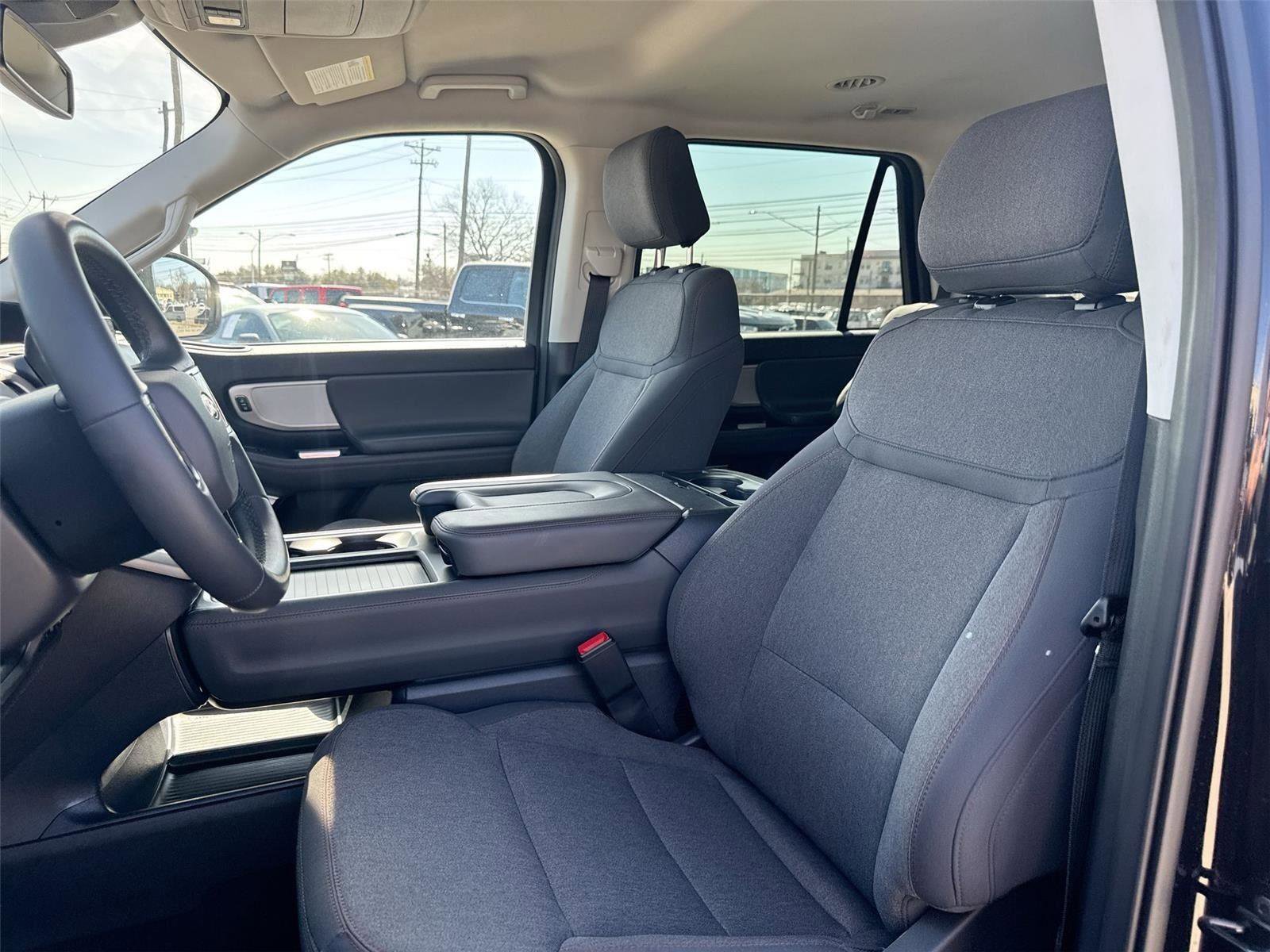 Certified 2025 Ford Expedition Active RWD image 11