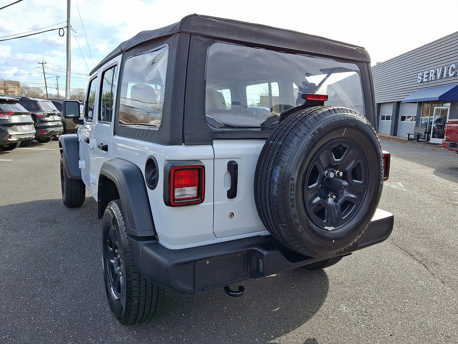 Used 2022 Jeep Wrangler Unlimited Sport image 8