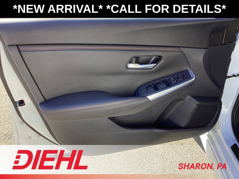 Used 2025 Nissan Sentra SR FWD image 24