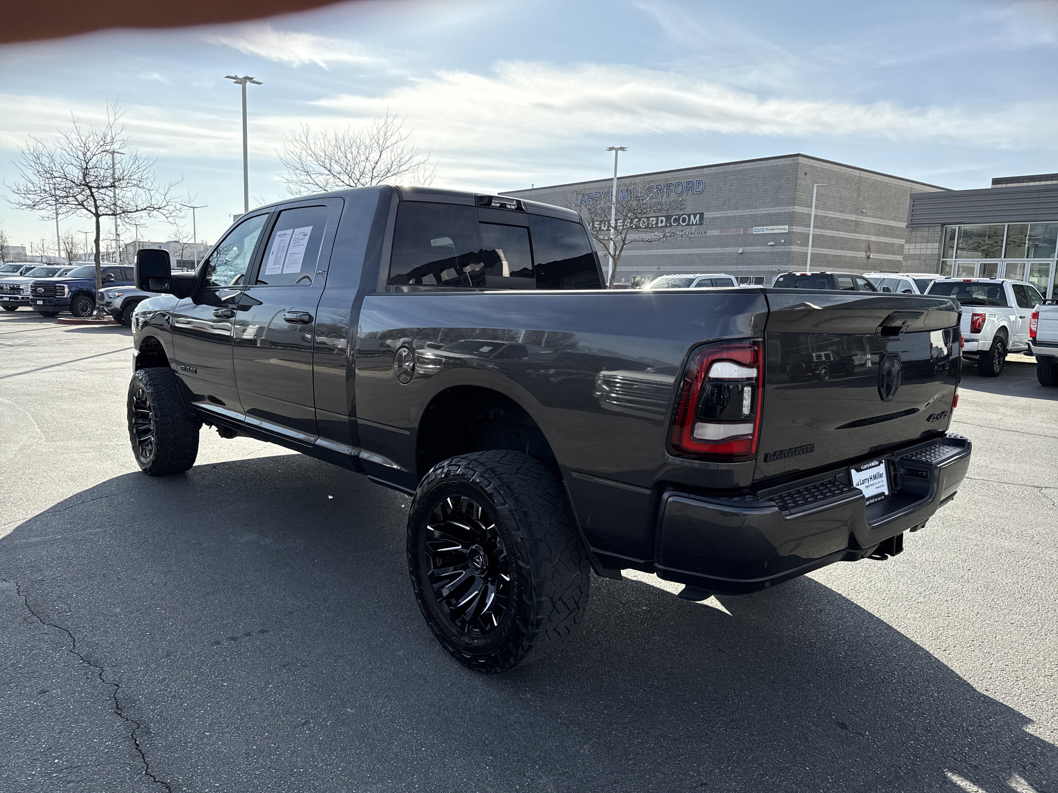 Used 2023 RAM 3500 Laramie image 5