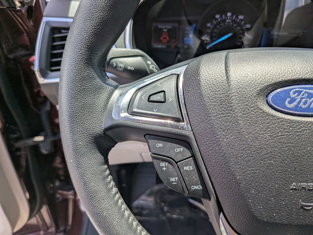 Certified 2021 Ford Edge Titanium FWD image 33