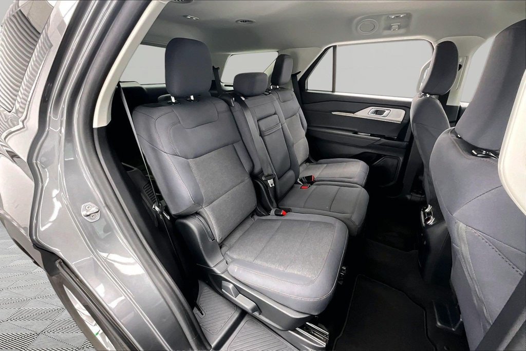 Certified 2025 Ford Explorer Active AWD/4WD image 27