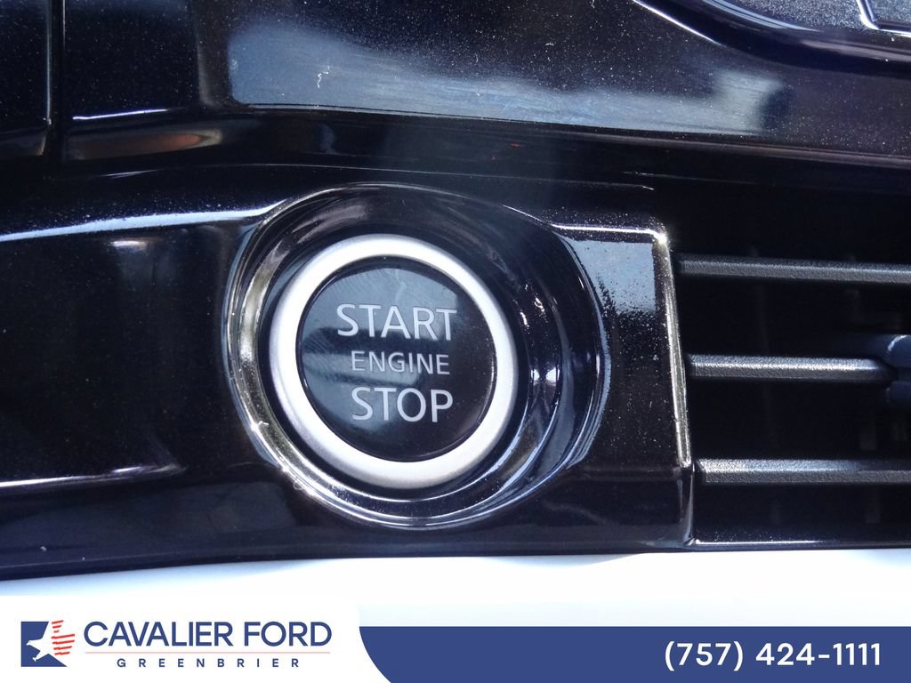 Used 2024 Nissan Pathfinder Platinum AWD/4WD image 31