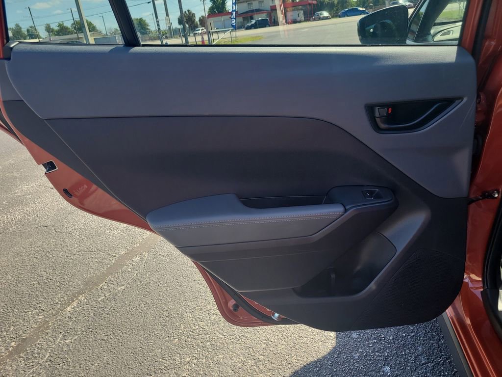 Used 2024 Subaru Crosstrek 2.0i Premium AWD/4WD image 9