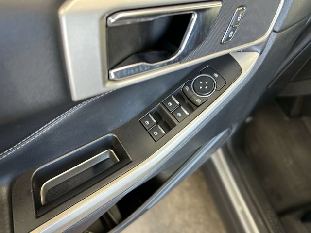 Certified 2020 Ford Explorer XLT w/ Equipment Group 202A AWD/4WD image 14