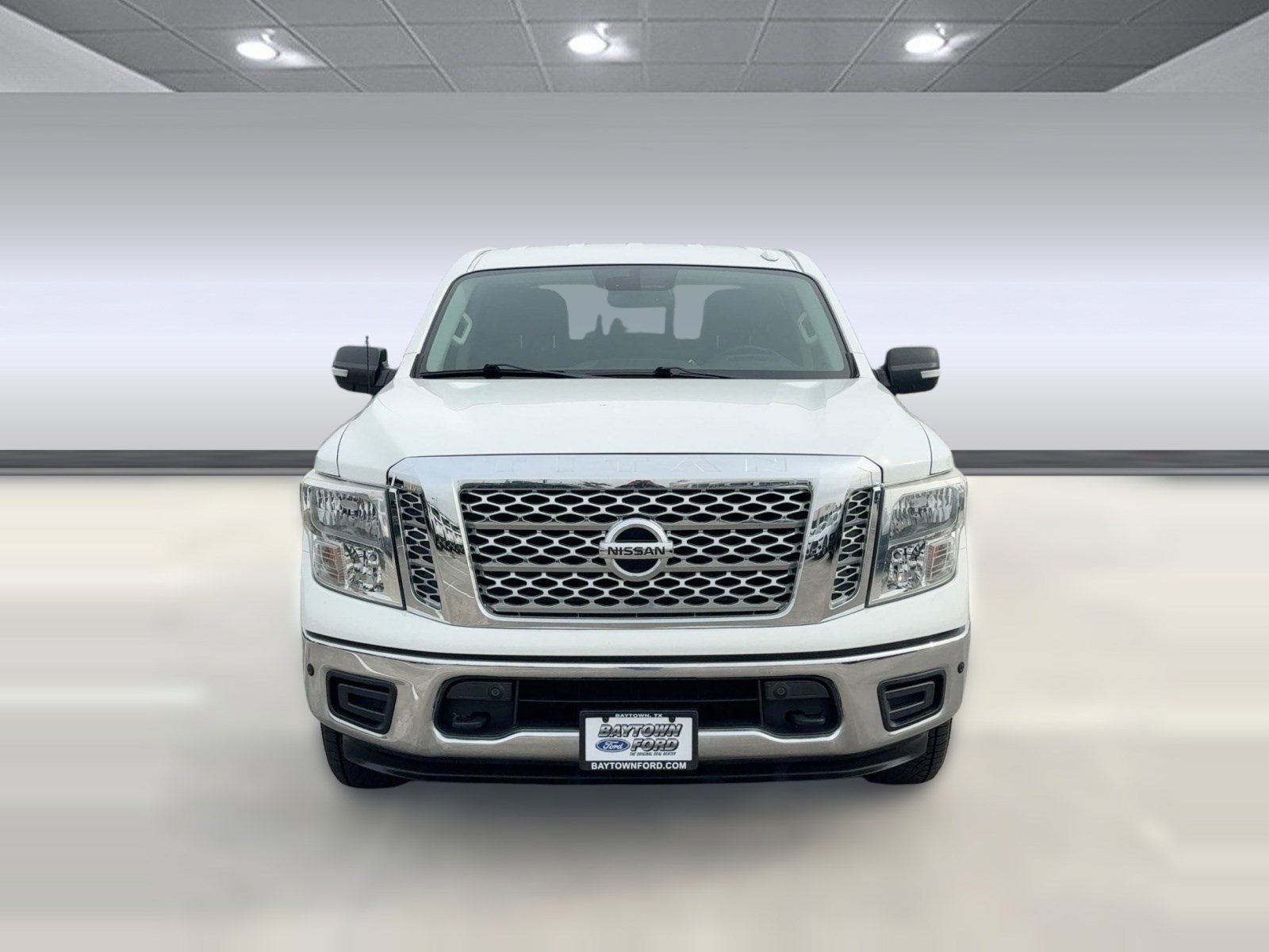 Used 2018 Nissan Titan SV w/ SV Convenience Package image 8