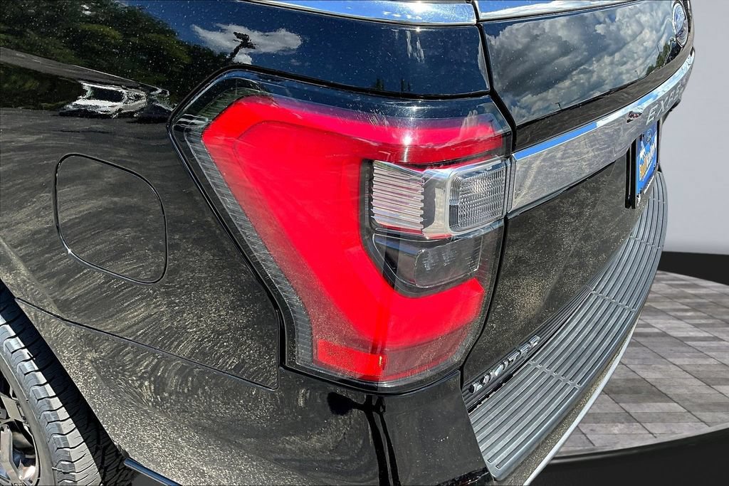 Certified 2018 Ford Expedition Limited AWD/4WD image 24
