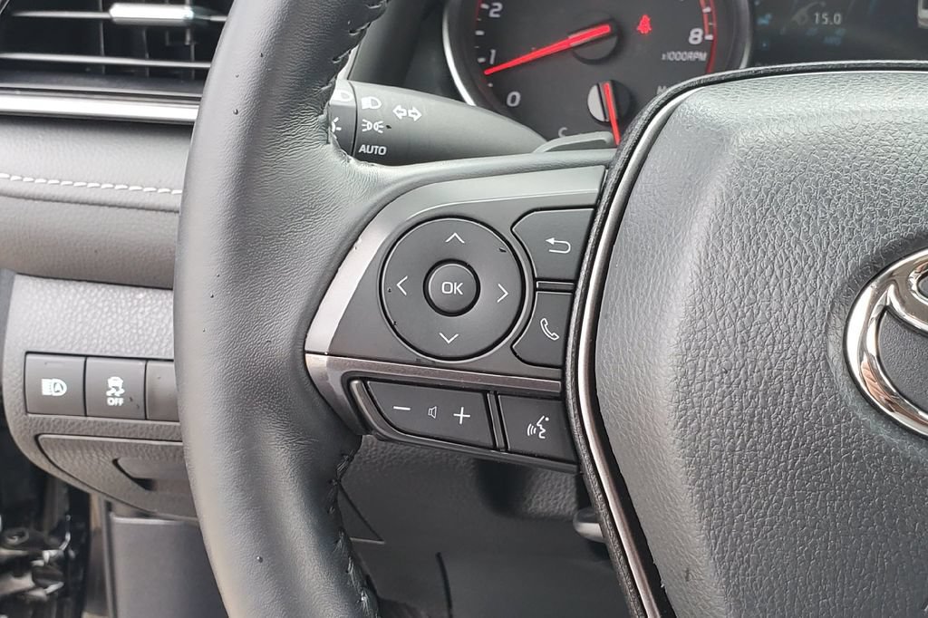 Used 2024 Toyota Camry XSE FWD image 7