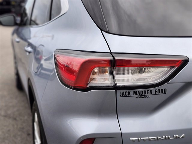 Certified 2022 Ford Escape Titanium w/ Titanium Elite Package image 9