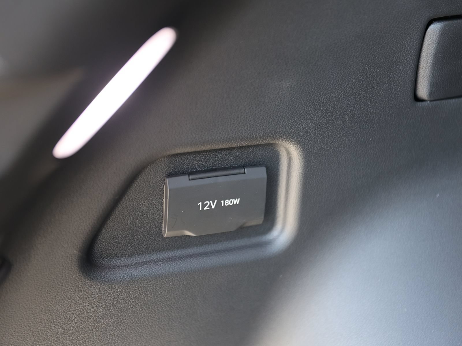 Used 2025 Hyundai Tucson SEL AWD/4WD image 14