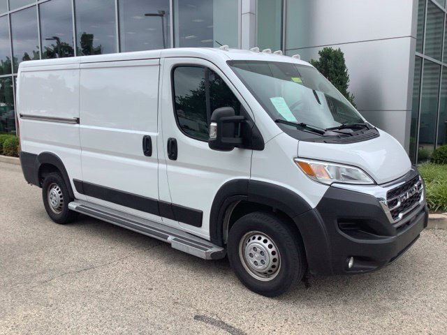 Used 2025 RAM ProMaster 2500 w/ U-Haul Equipment Group FWD image 1