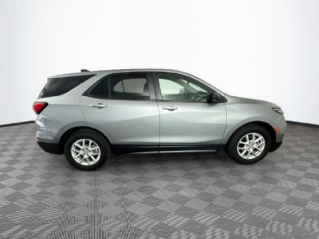Used 2024 Chevrolet Equinox LS w/ LS Convenience Package FWD image 13