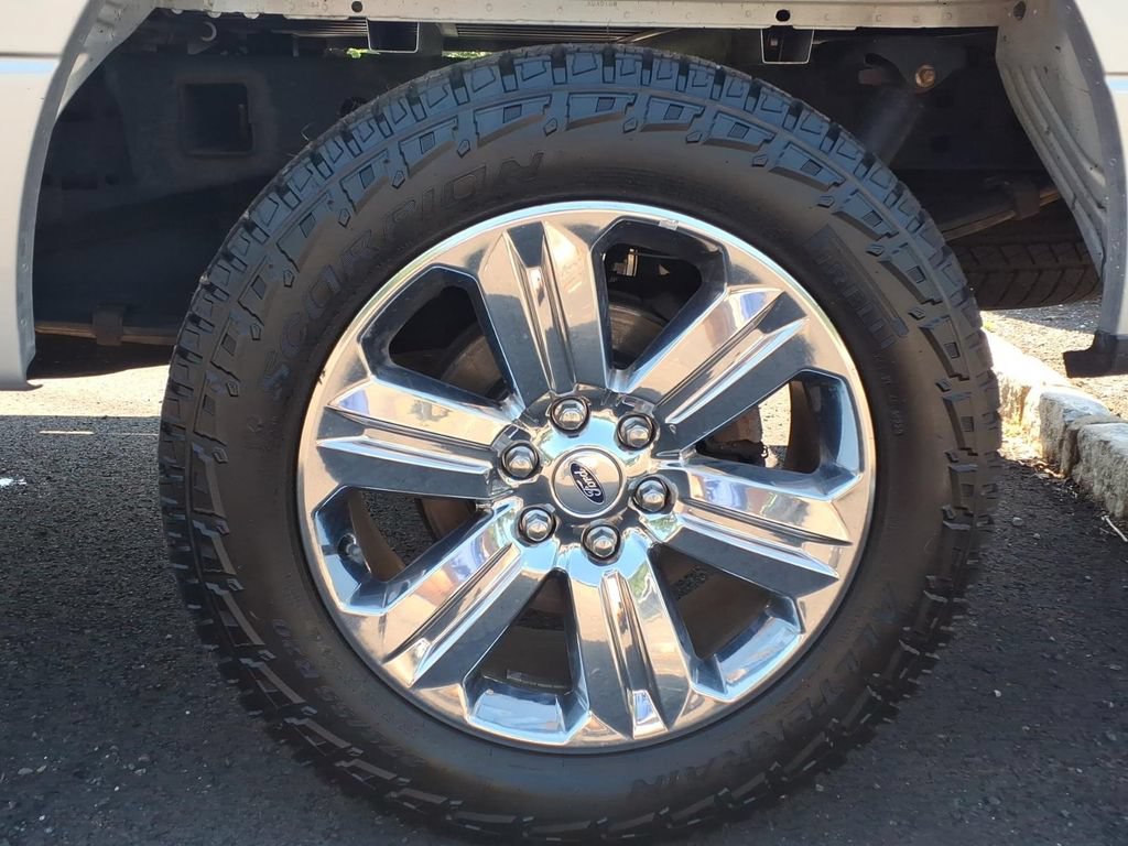 Certified 2019 Ford F150 XLT w/ Equipment Group 302A Luxury AWD/4WD image 12
