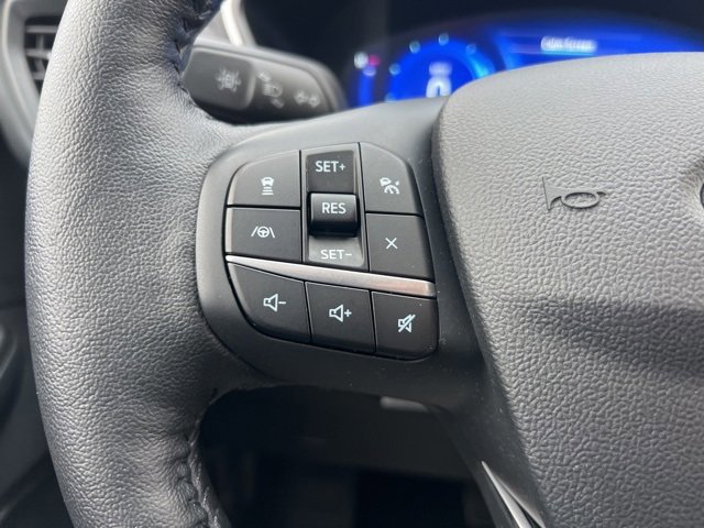 Certified 2020 Ford Escape Titanium image 12