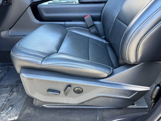 Certified 2025 Ford Expedition Platinum AWD/4WD image 15