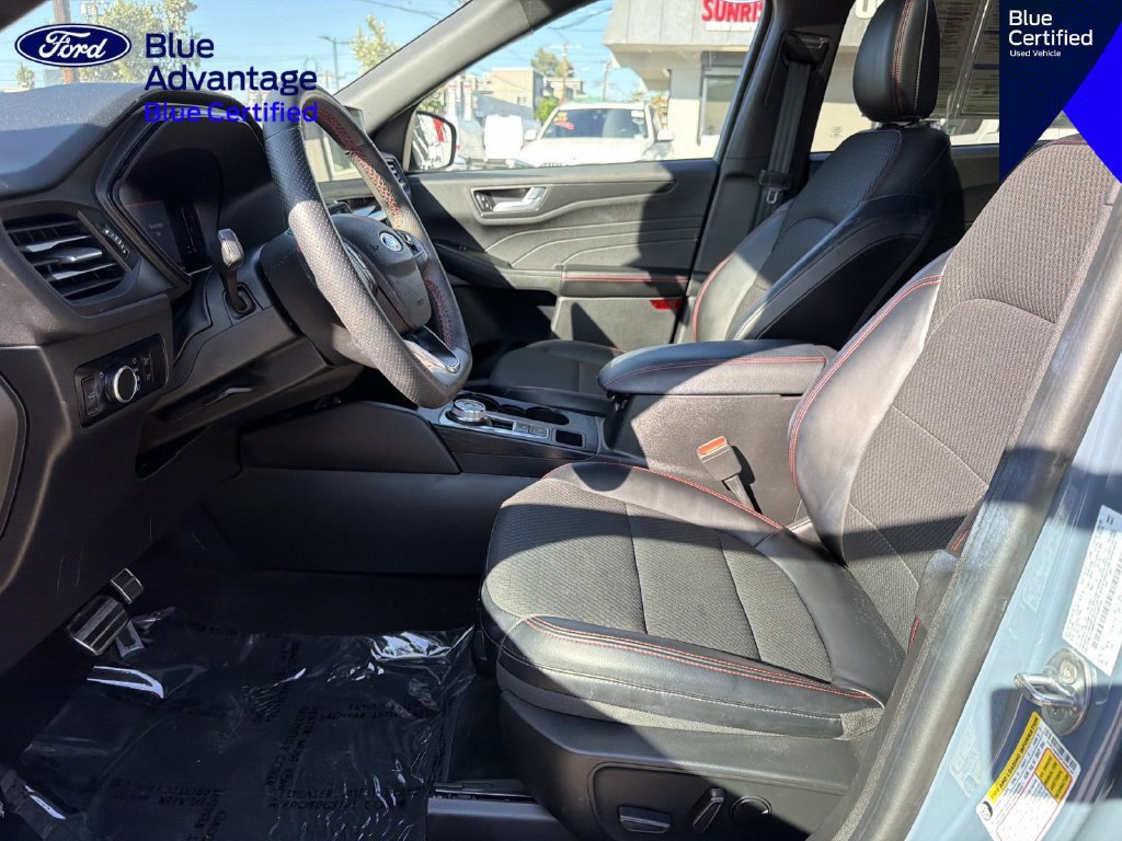 Certified 2023 Ford Escape ST-Line w/ Tech Pack #1 FWD image 18
