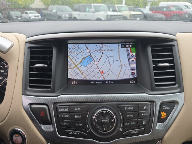 Used 2018 Nissan Pathfinder SL w/ SL Premium Package AWD/4WD image 18