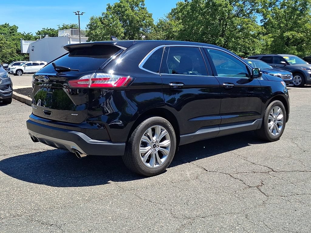 Certified 2024 Ford Edge Titanium AWD/4WD image 9