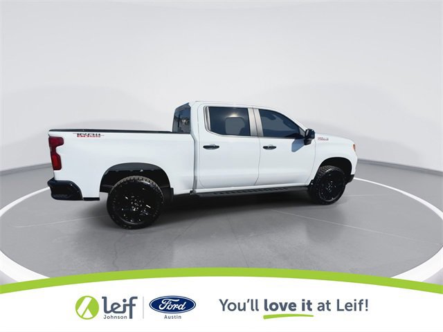 Used 2024 Chevrolet Silverado 1500 LT Trail Boss w/ Convenience Package II image 7