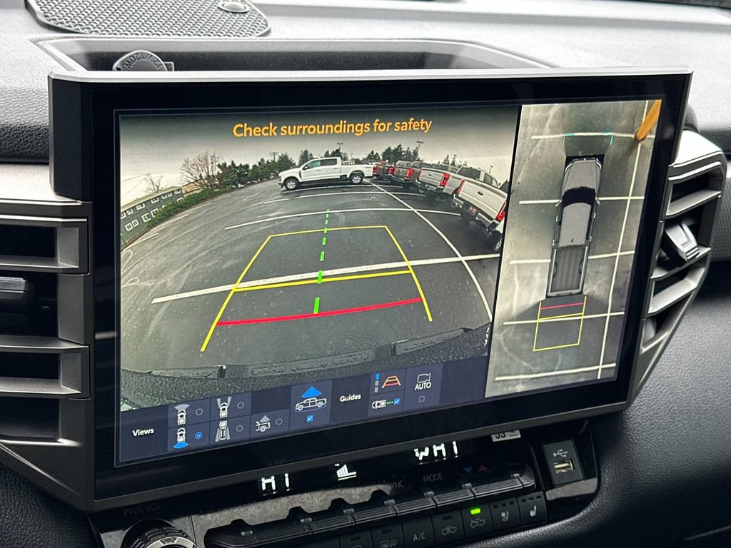 Used 2025 Toyota Tundra Limited AWD/4WD image 16