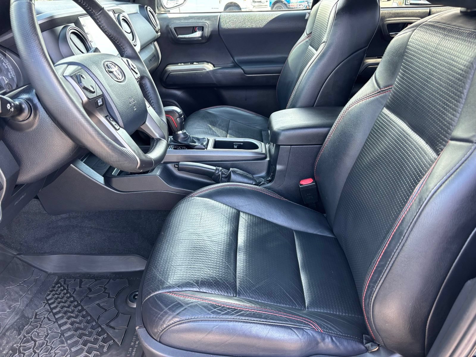 Used 2020 Toyota Tacoma TRD Pro AWD/4WD image 13