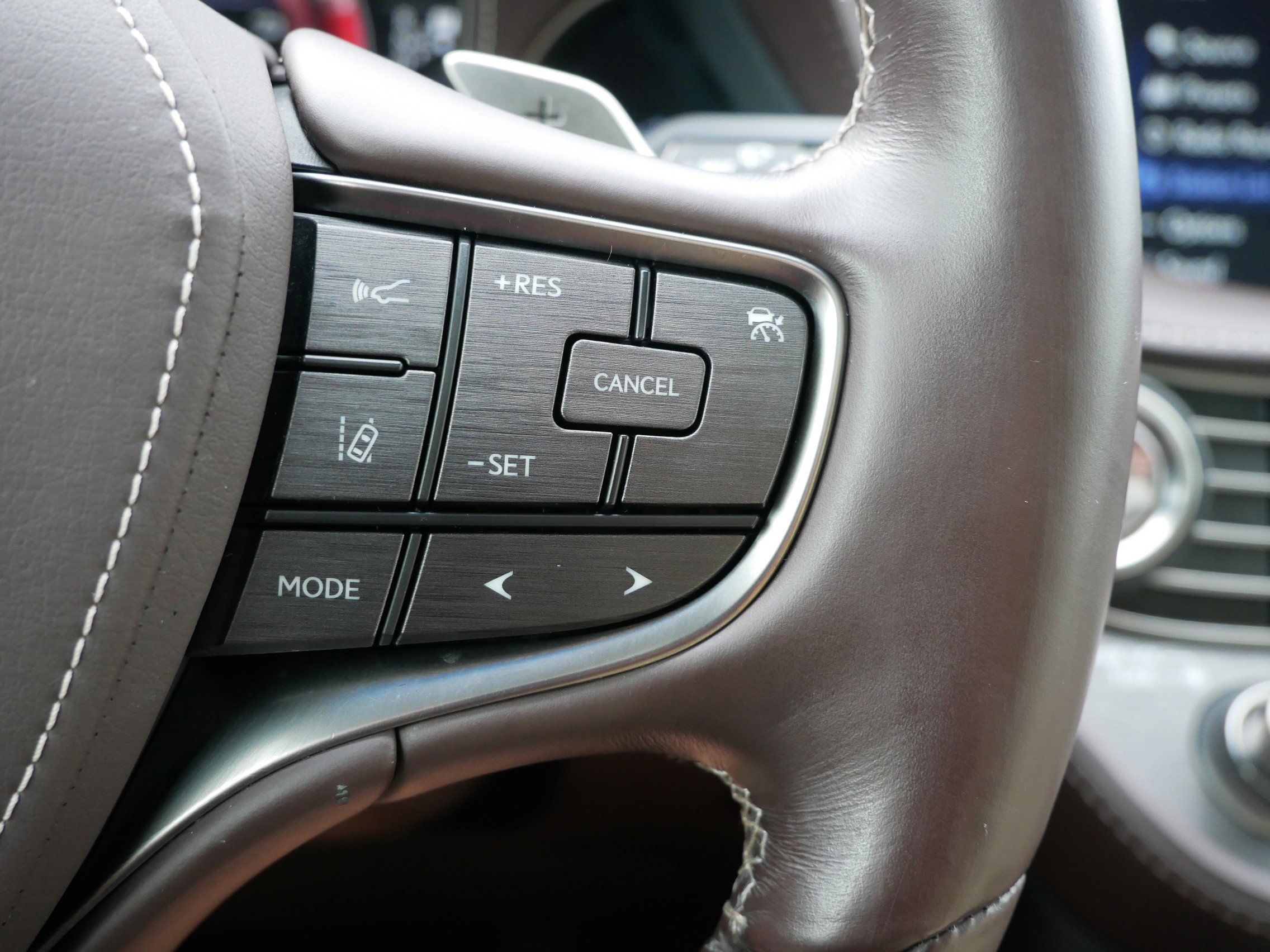 Used 2020 Lexus LS 500 AWD image 20