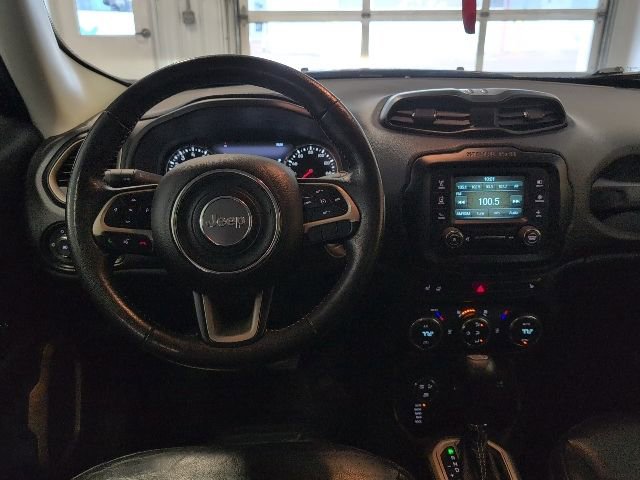 Used 2017 Jeep Renegade Trailhawk image 18