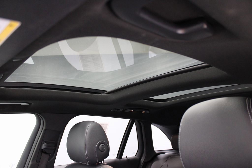 Used 2021 Mercedes-Benz GLC 300 image 35