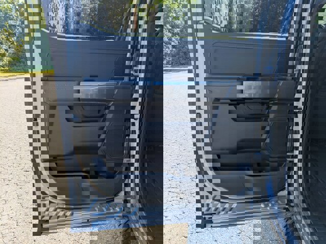 Certified 2022 Ford F150 XLT w/ Equipment Group 302A High image 25