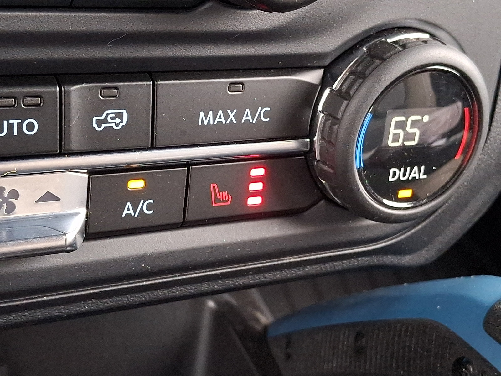 Certified 2024 Ford Bronco Wildtrak AWD/4WD image 31
