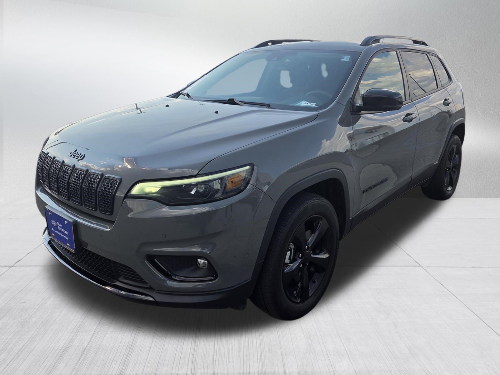 Used 2023 Jeep Cherokee Altitude Lux AWD/4WD image 3