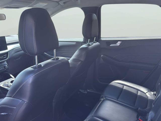 Certified 2023 Ford Escape Platinum AWD/4WD image 31