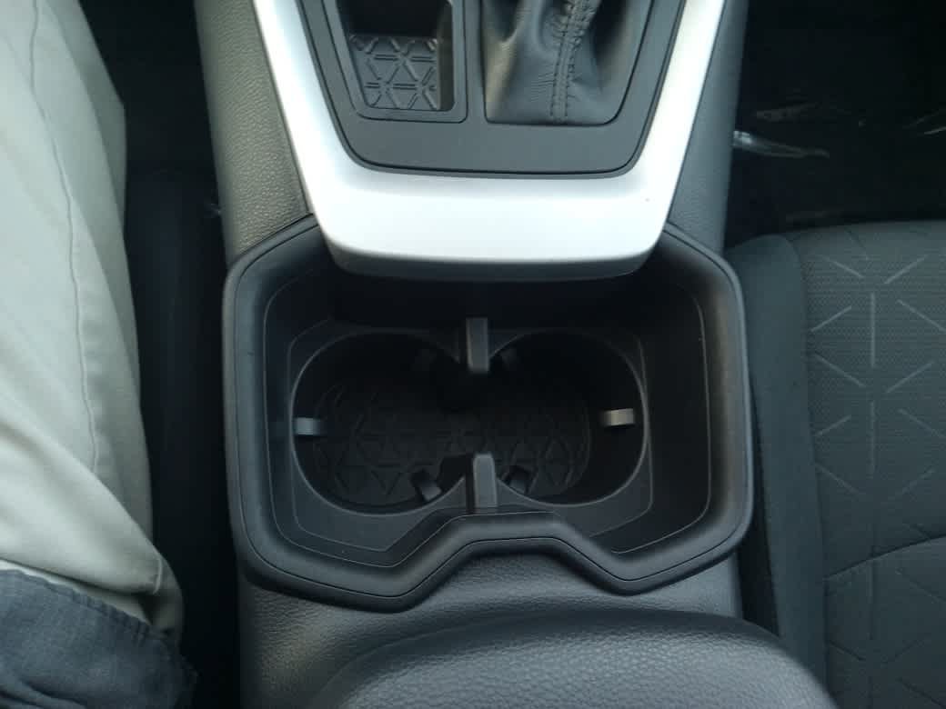 Used 2023 Toyota RAV4 XLE AWD/4WD image 20