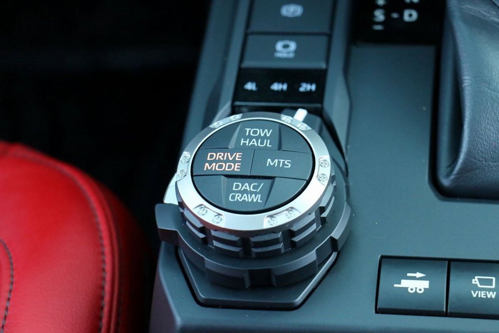 Used 2025 Toyota Tacoma TRD Pro image 34