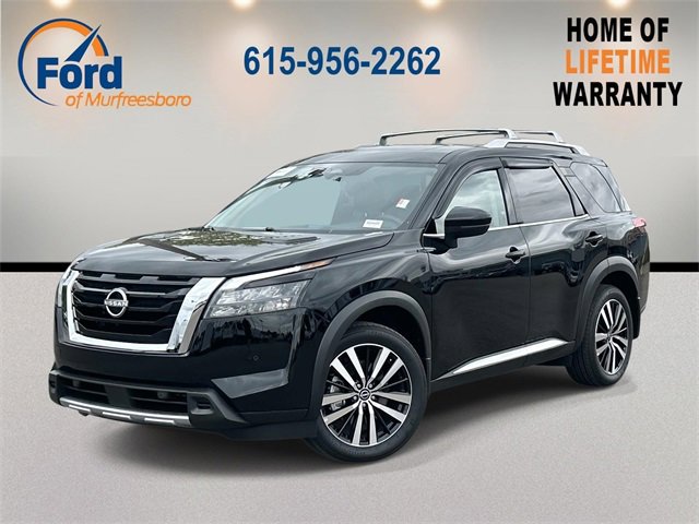 Used 2025 Nissan Pathfinder Platinum