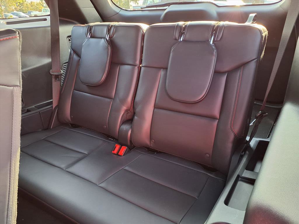 Certified 2025 Ford Explorer ST-Line image 23
