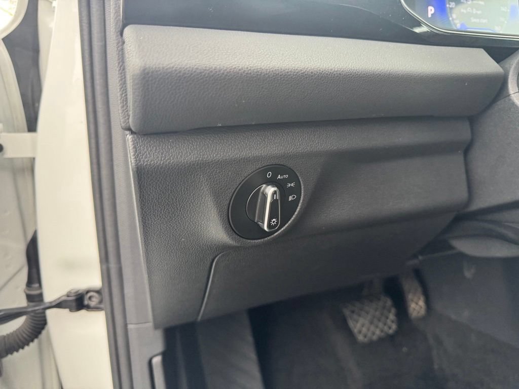 Used 2025 Volkswagen Jetta S FWD image 4