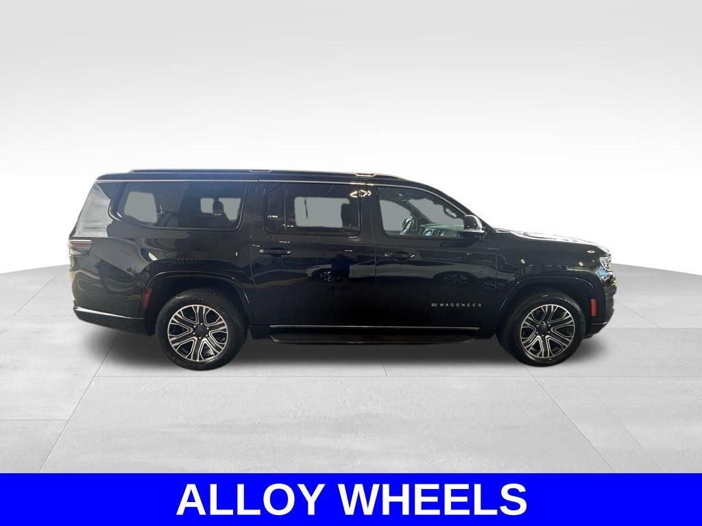 Used 2024 Jeep Wagoneer L Series II w/ Flexible Seating Group AWD/4WD video 3