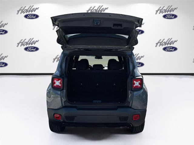 Used 2022 Jeep Renegade Altitude AWD/4WD image 26