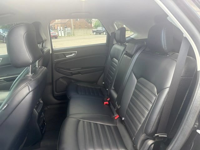Certified 2024 Ford Edge SEL w/ Convenience Package AWD/4WD image 16