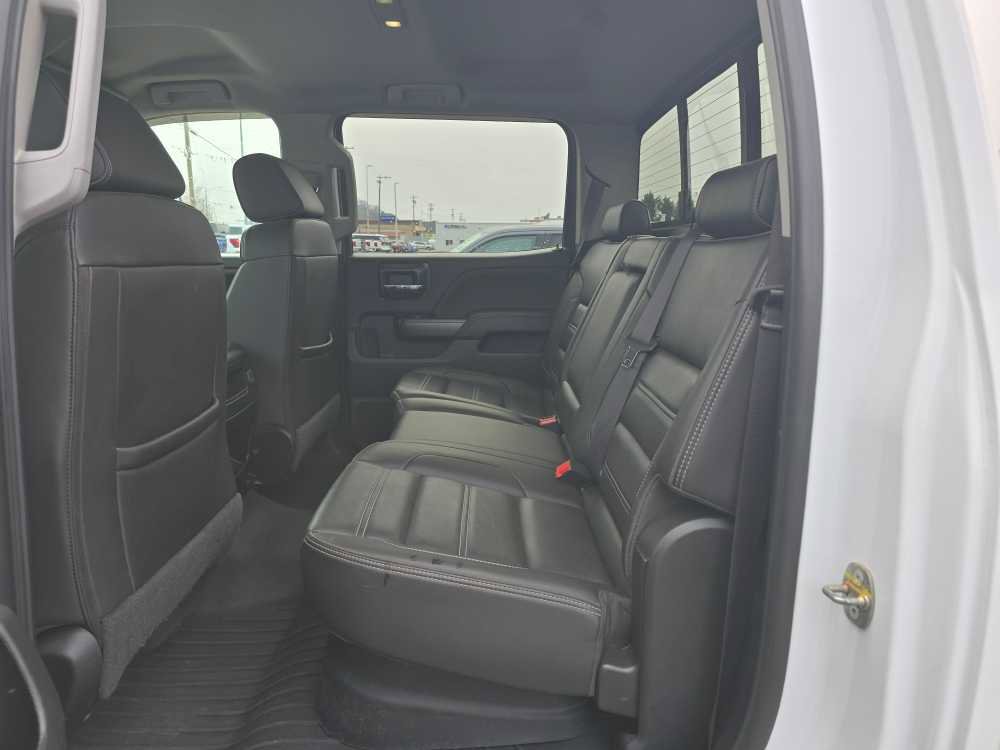 Used 2019 GMC Sierra 3500 Denali w/ Duramax Plus Package image 17