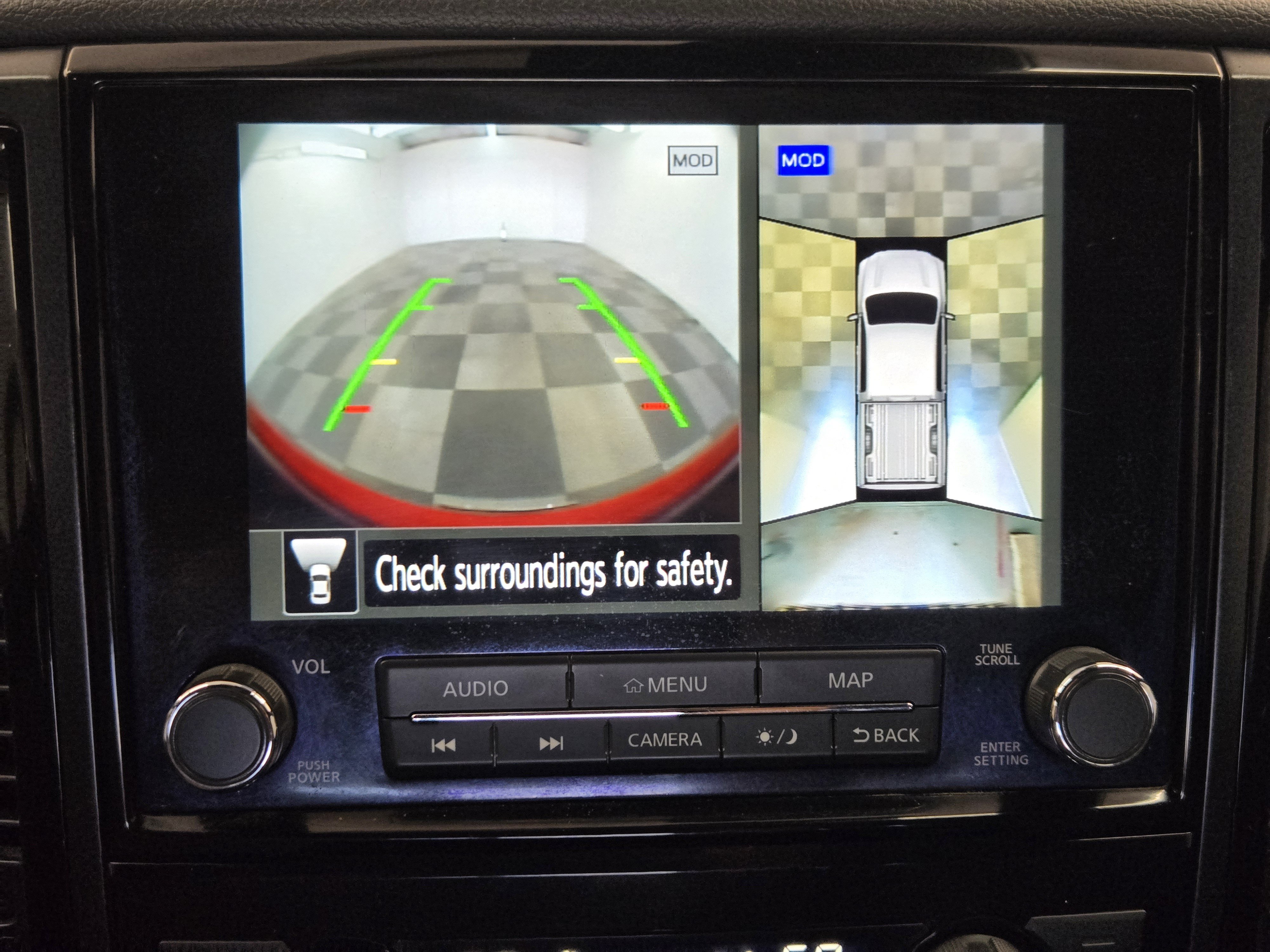 Used 2023 Nissan Titan PRO-4X w/ Pro-4x Convenience Package AWD/4WD image 21