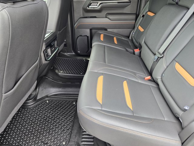 Used 2025 GMC Sierra 1500 AT4 w/ AT4 Premium Package image 29