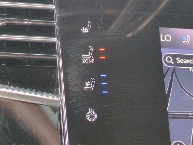 Used 2022 Jeep Wagoneer Series III image 23